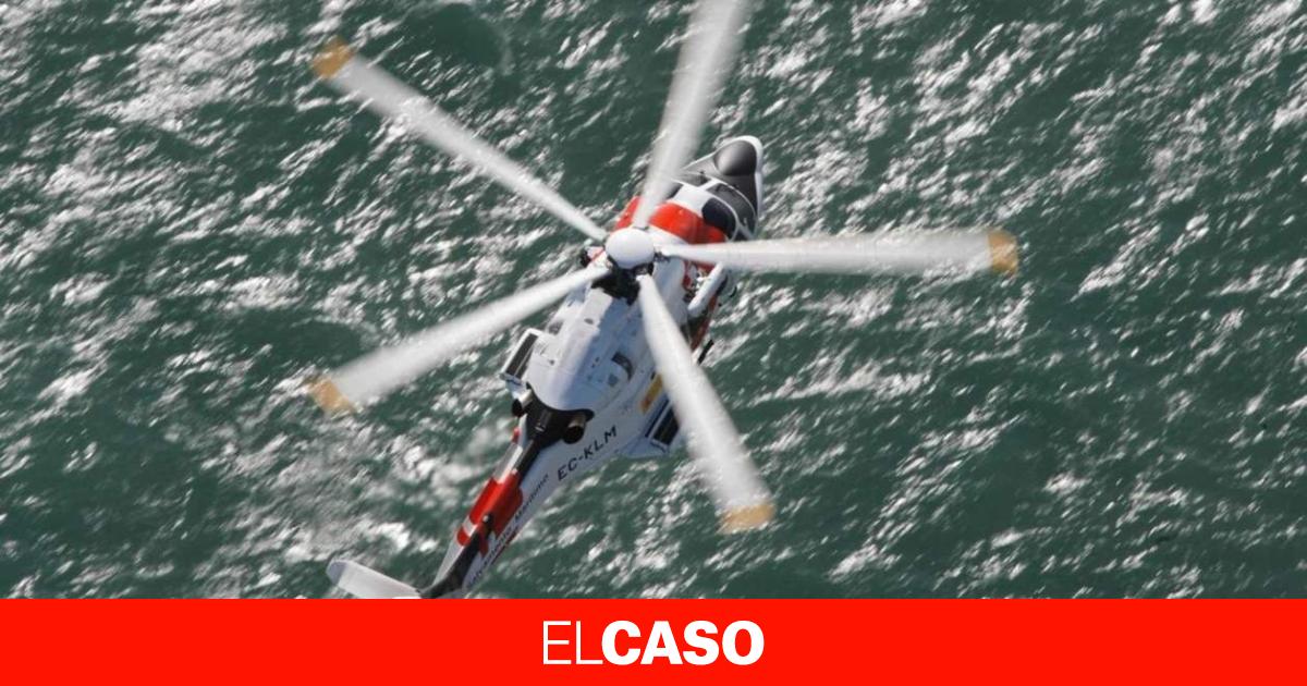 Un Muerto Y Seis Heridos Al Volcar La Barca Con La Que Navegaban En