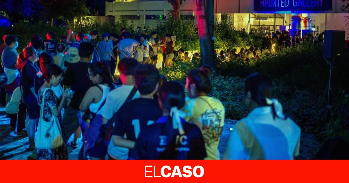 Tres morts i gairebé 40 ferits en esclatar un explosiu llançat per uns