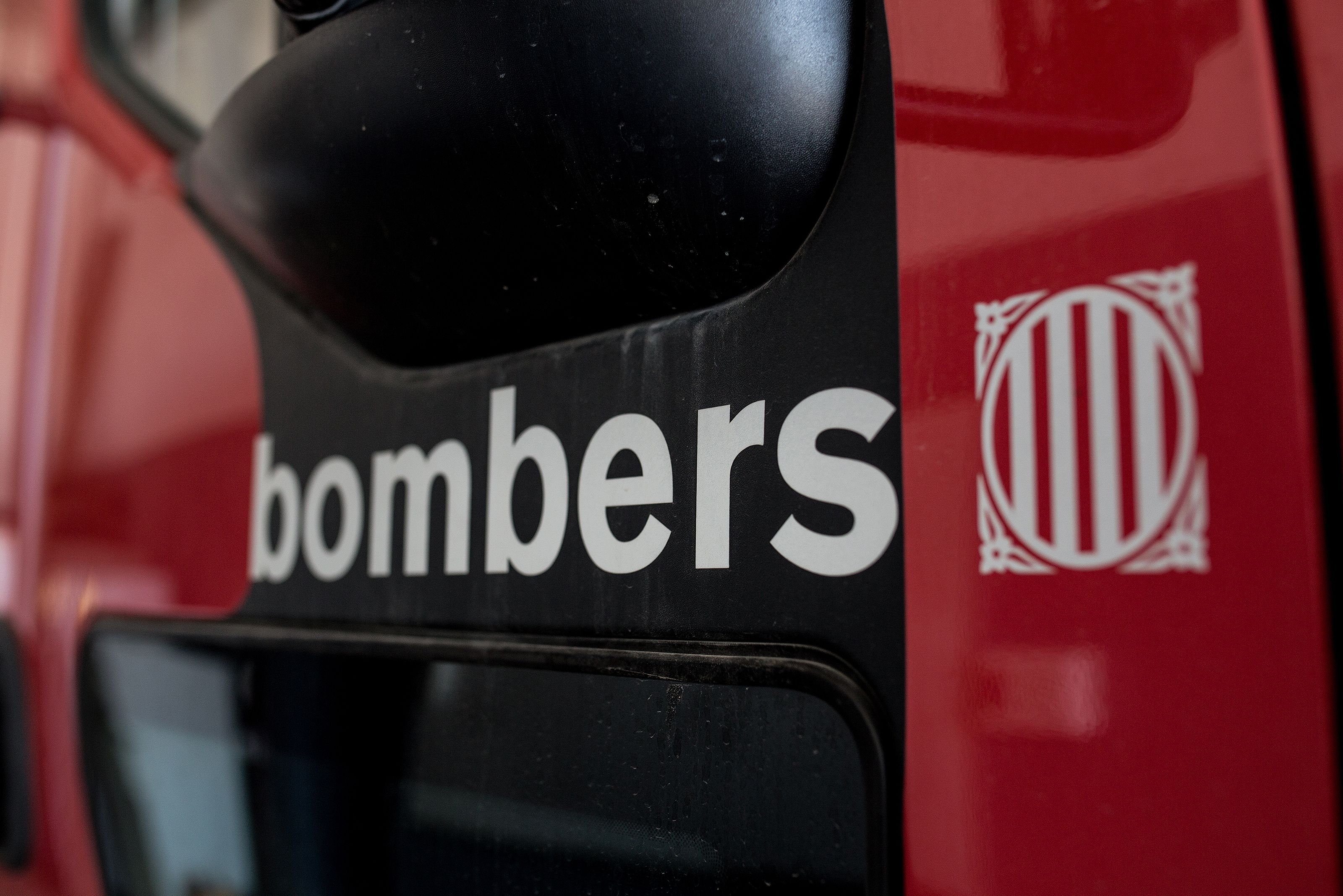 Bomberos Generalitat / Carles Palacio Bomberos Generalitat / Carles Palacio