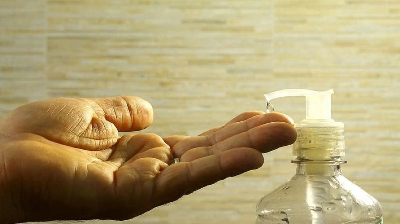 Hielo|Gel hidroalcohólico / Europa Press