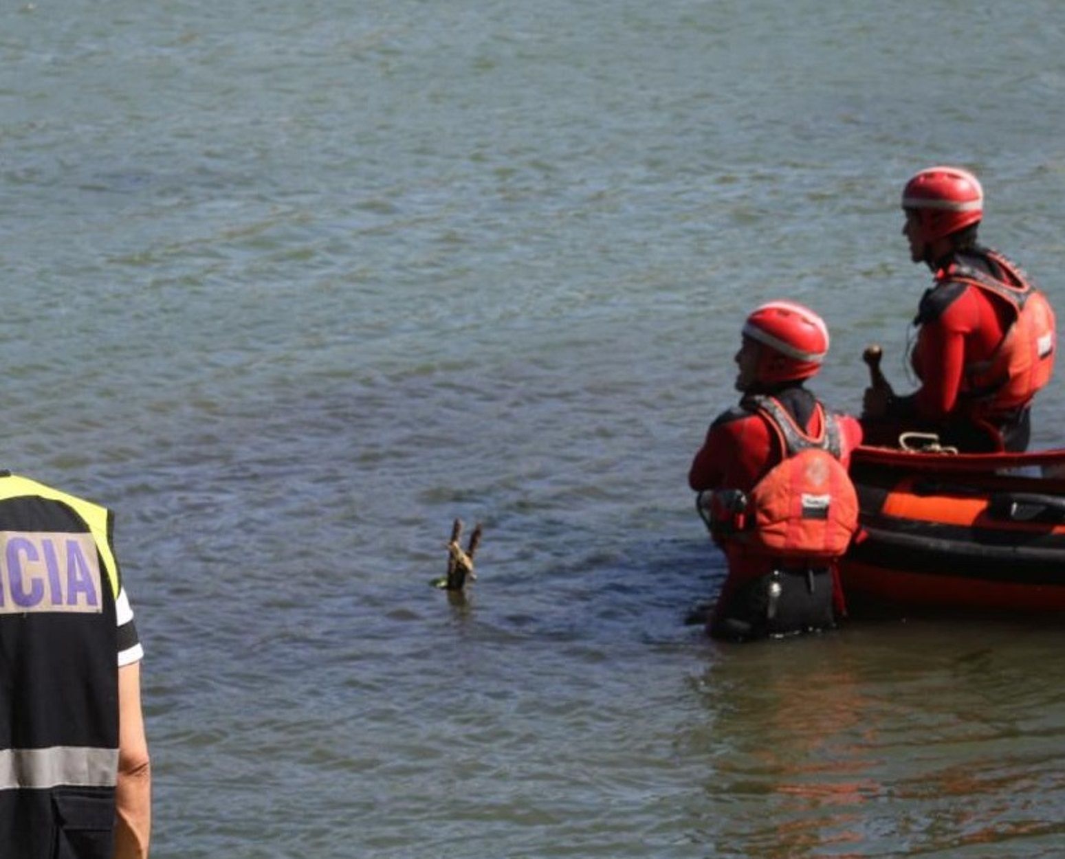 Desaparecido Ebro 2 / Policía Nacional Desaparecido Ebro 2 / Policía Nacional