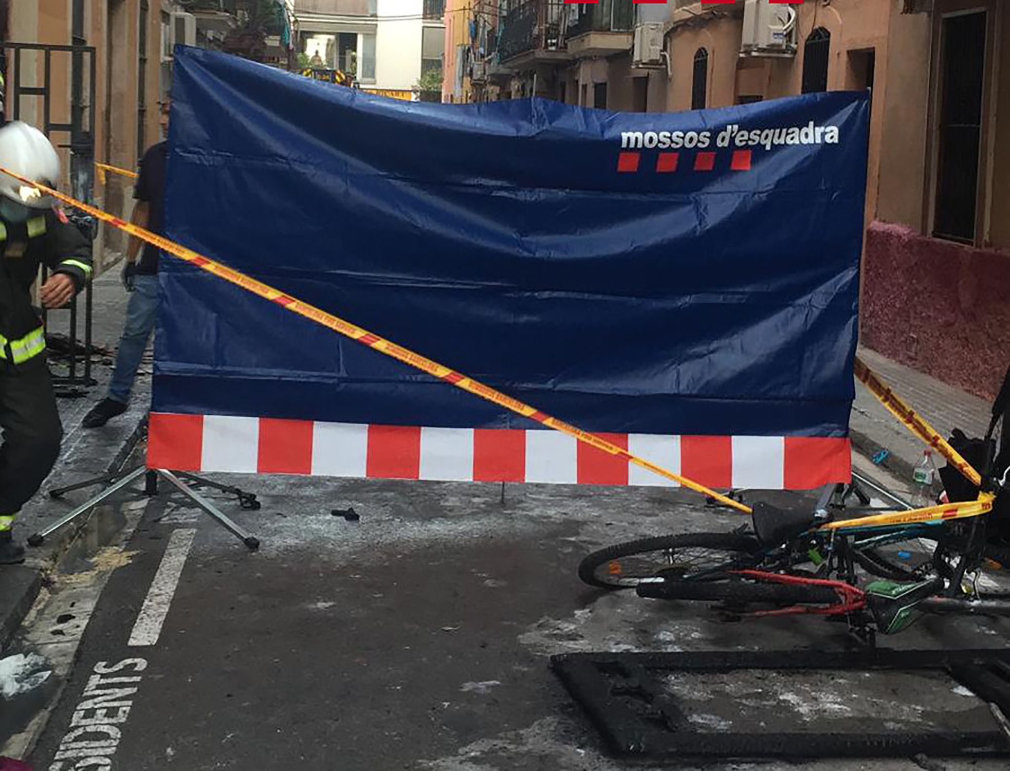 Incendio Mossos Barcelona Incendio Mossos Barcelona
