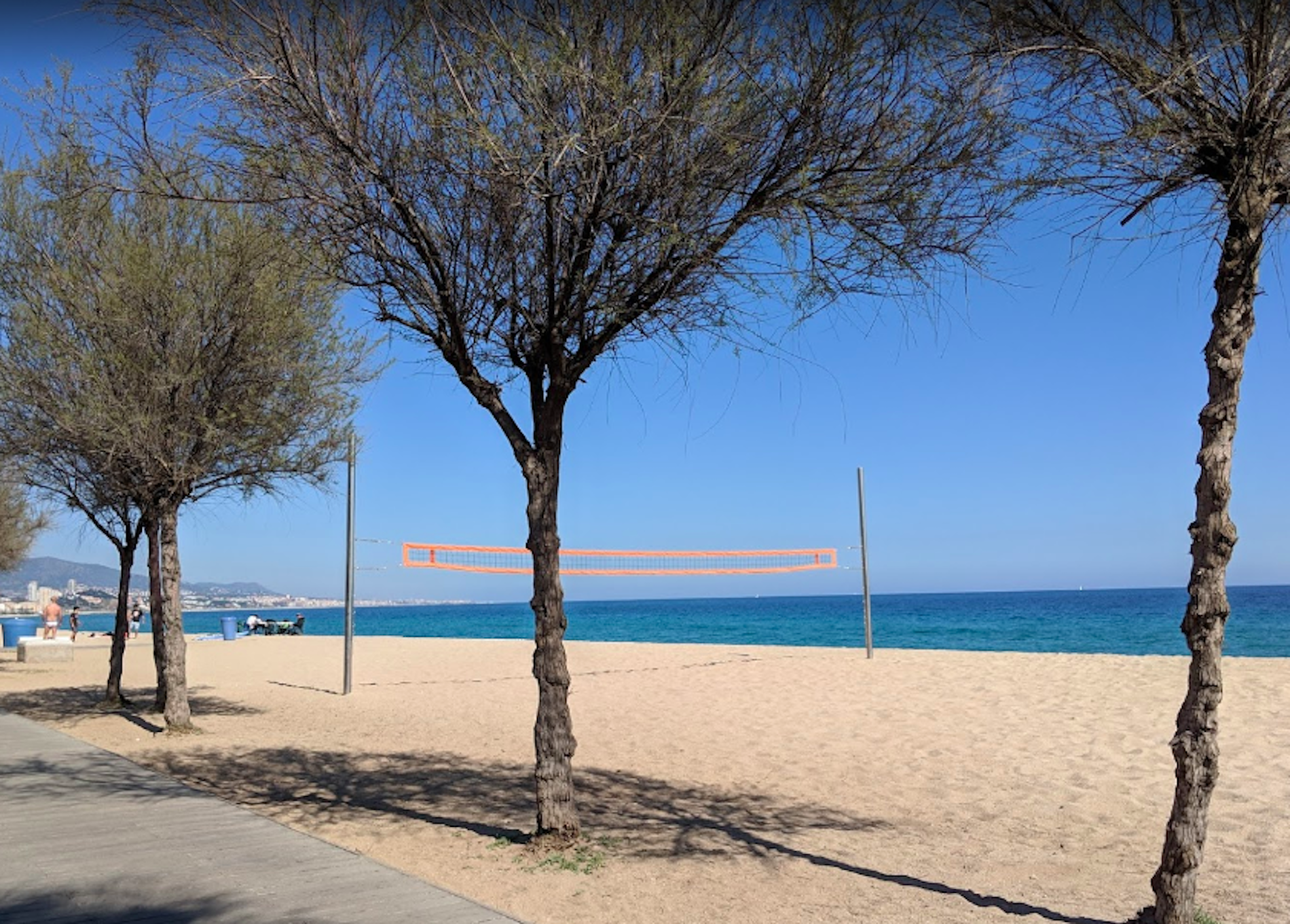 Playa Badalona / Google Maps Playa Badalona / Google Maps