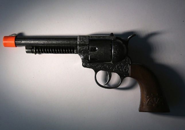pistola joguina pistola joguina
