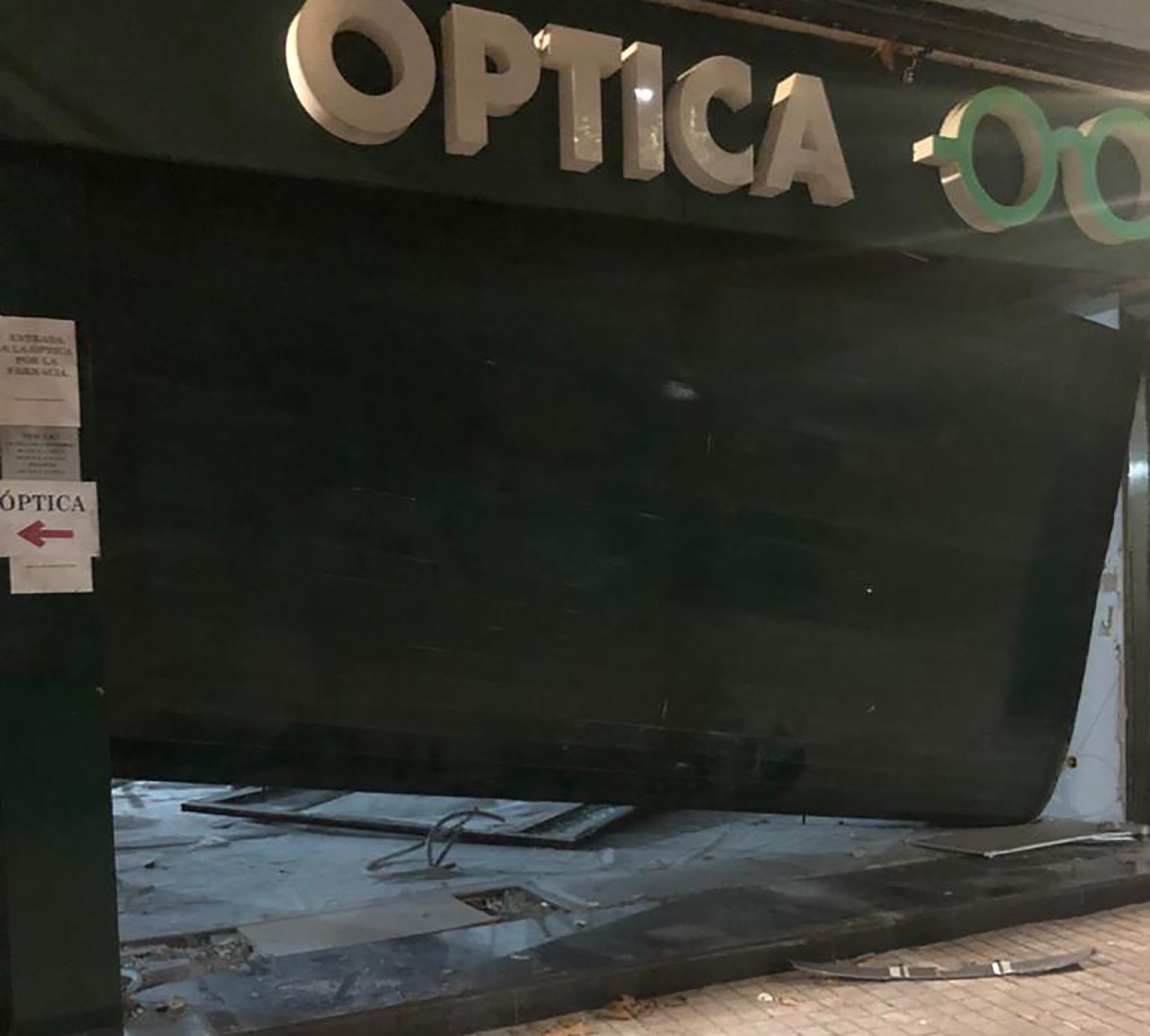 Farmàcia La Guineueta - Mossos d'Esquadra