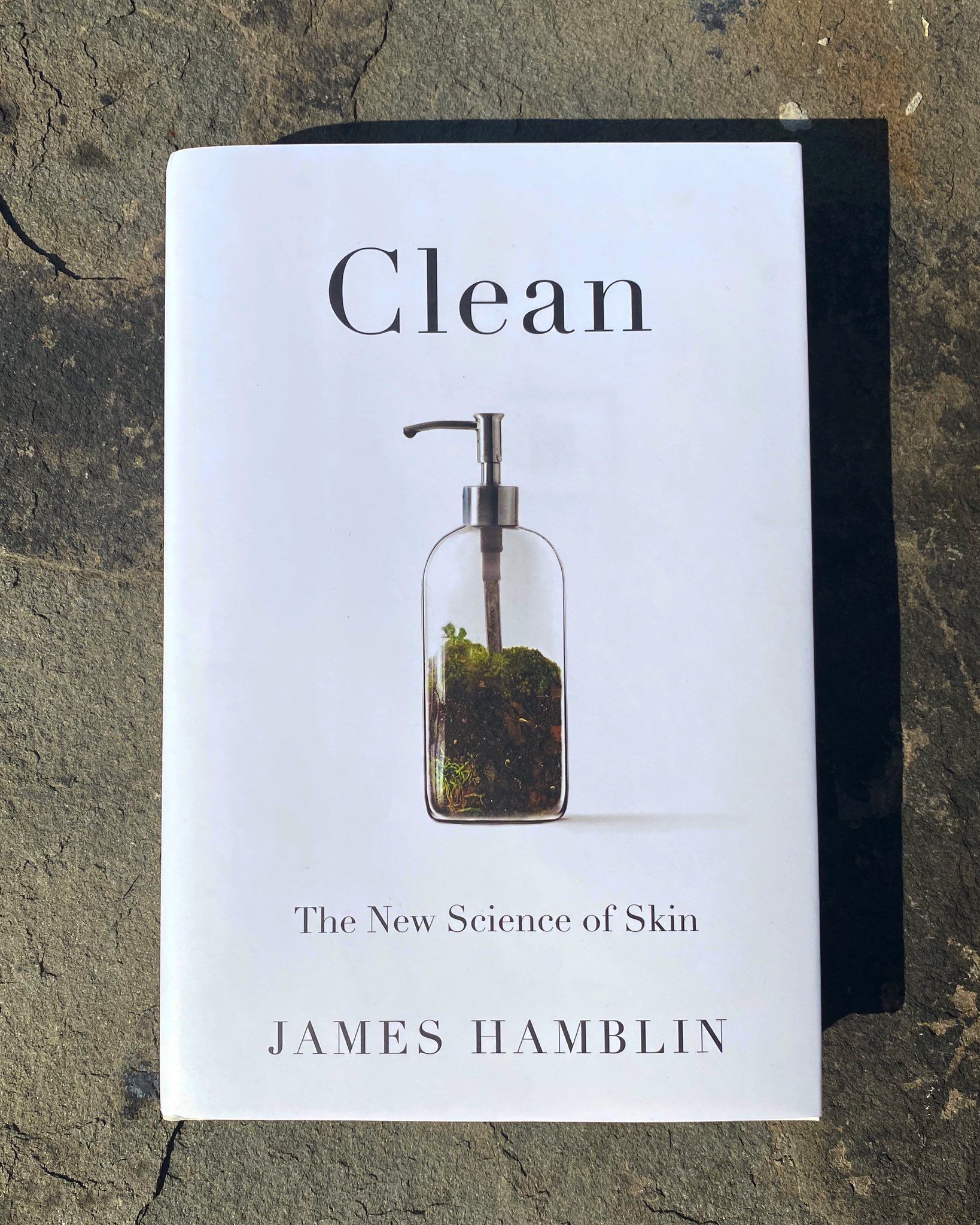 Un médico lleva 5 años sin ducharse / Twitter @jameshamblin Un médico lleva 5 años sin ducharse / Twitter @jameshamblin