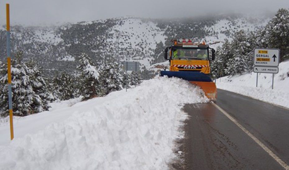 Nieve carretera / Europa Press Nieve carretera / Europa Press