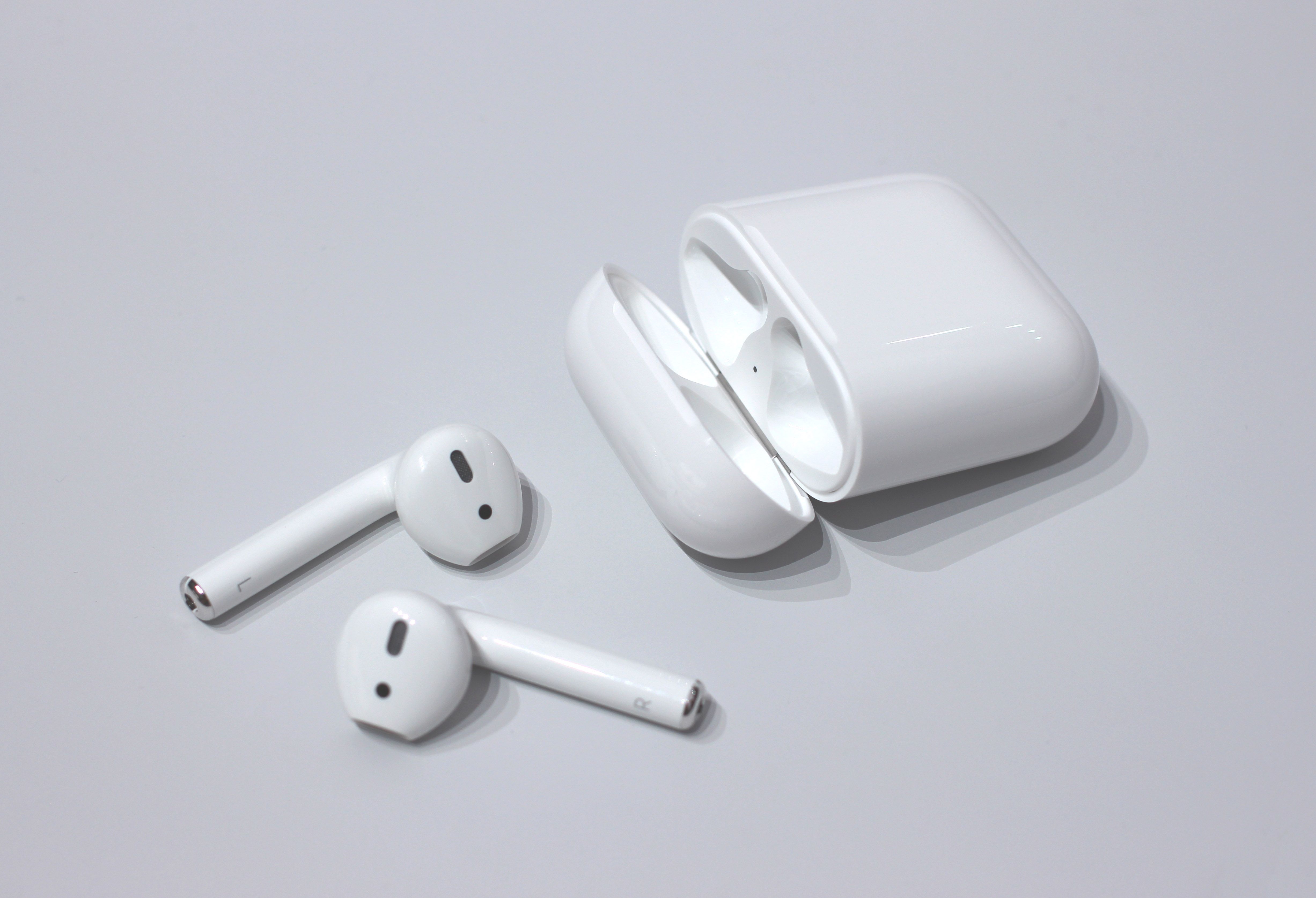 Airpods Apple / Wikimedia Commons Airpods Apple / Wikimedia Commons