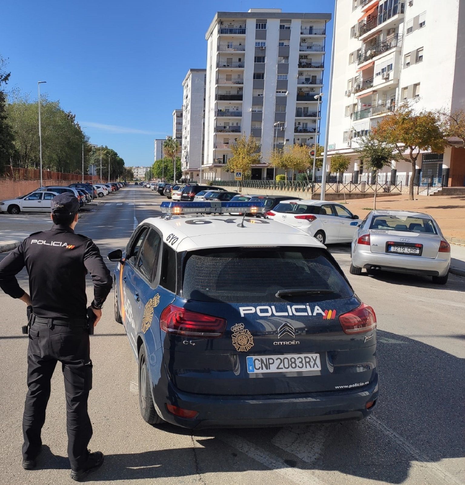 Policia Nacional Cadis / Policia Nacional Policia Nacional Cadis / Policia Nacional