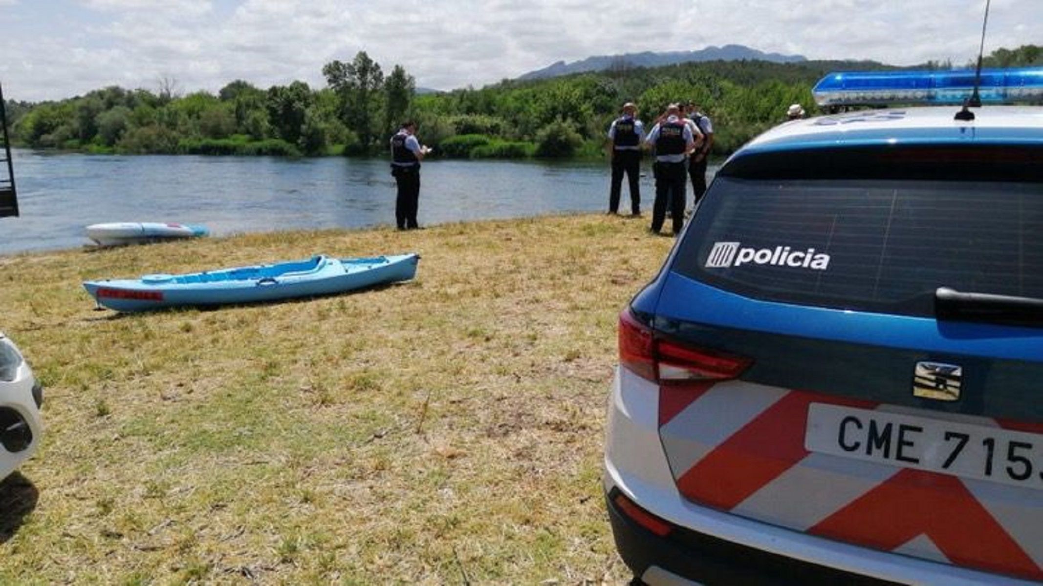 Recerca del jove desaparegut al riu Ebre a l'alçada de Miravet / ACN Recerca del jove desaparegut al riu Ebre a l'alçada de Miravet / ACN