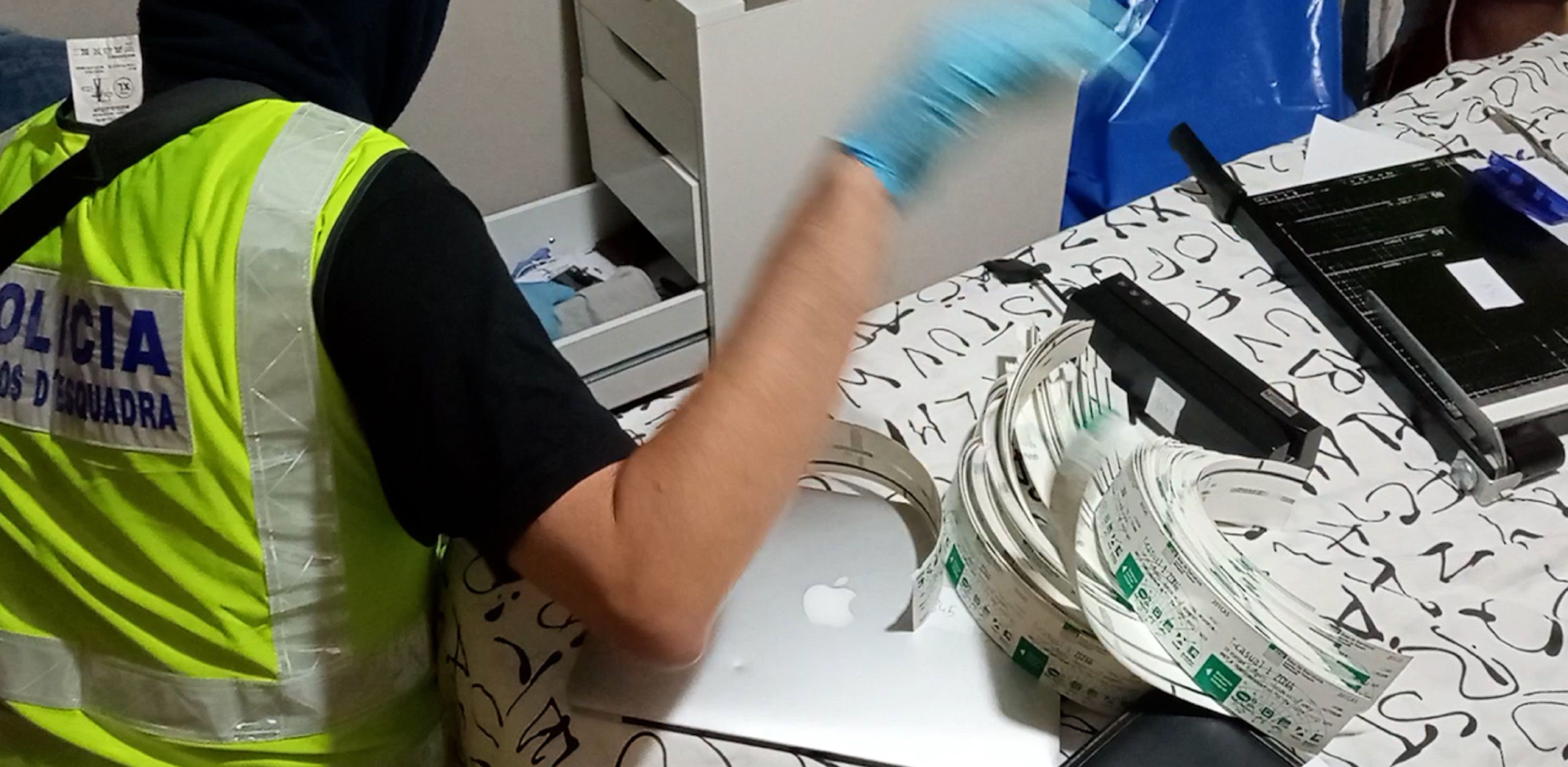 Estafa metro Mossos Estafa metro Mossos