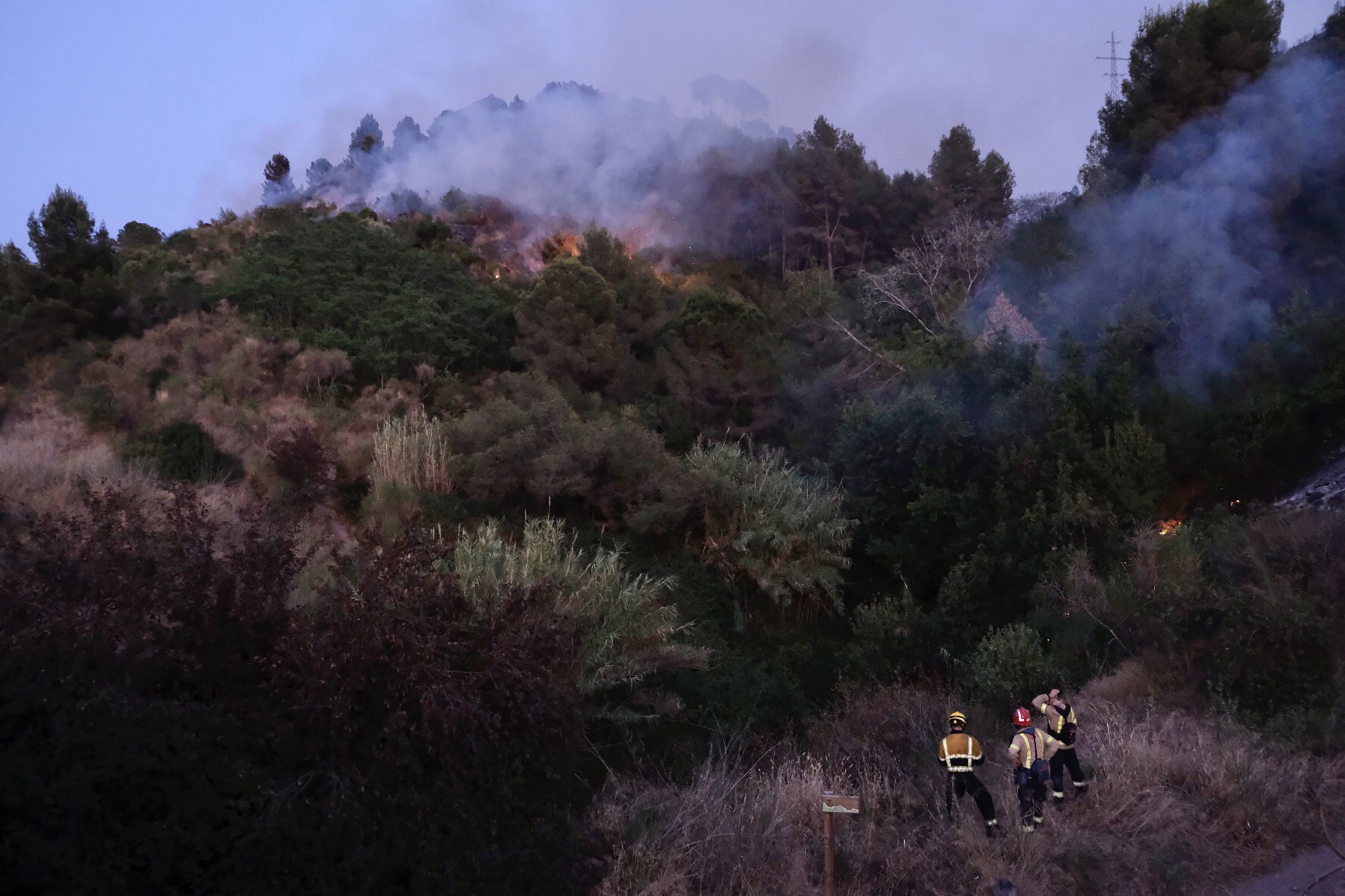 Incendi Forestal Martorell / Carlos Baglietto Incendi Forestal Martorell / Carlos Baglietto