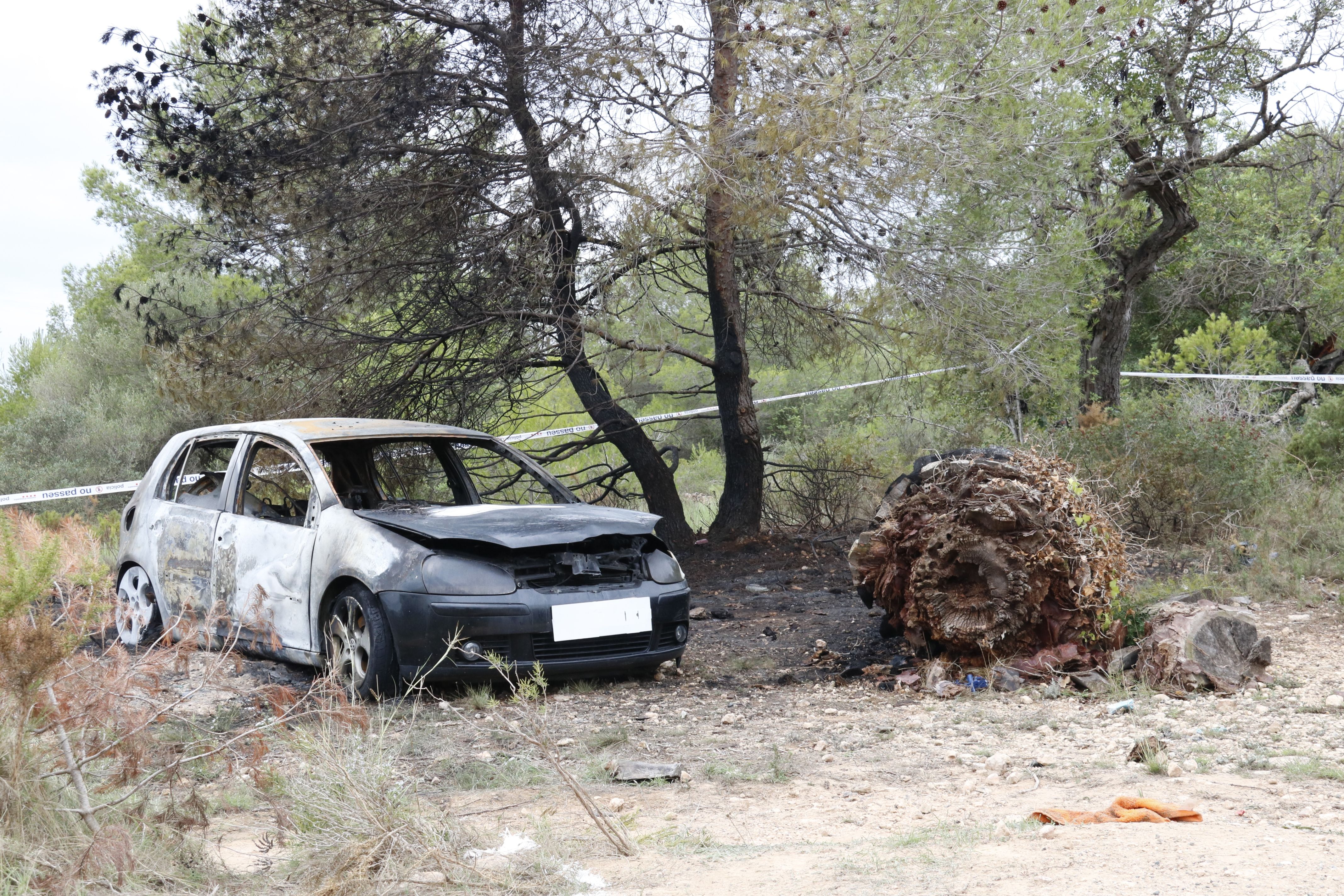 Cadáver coche calcinado El Vendrell / ACN Cadáver coche calcinado El Vendrell / ACN