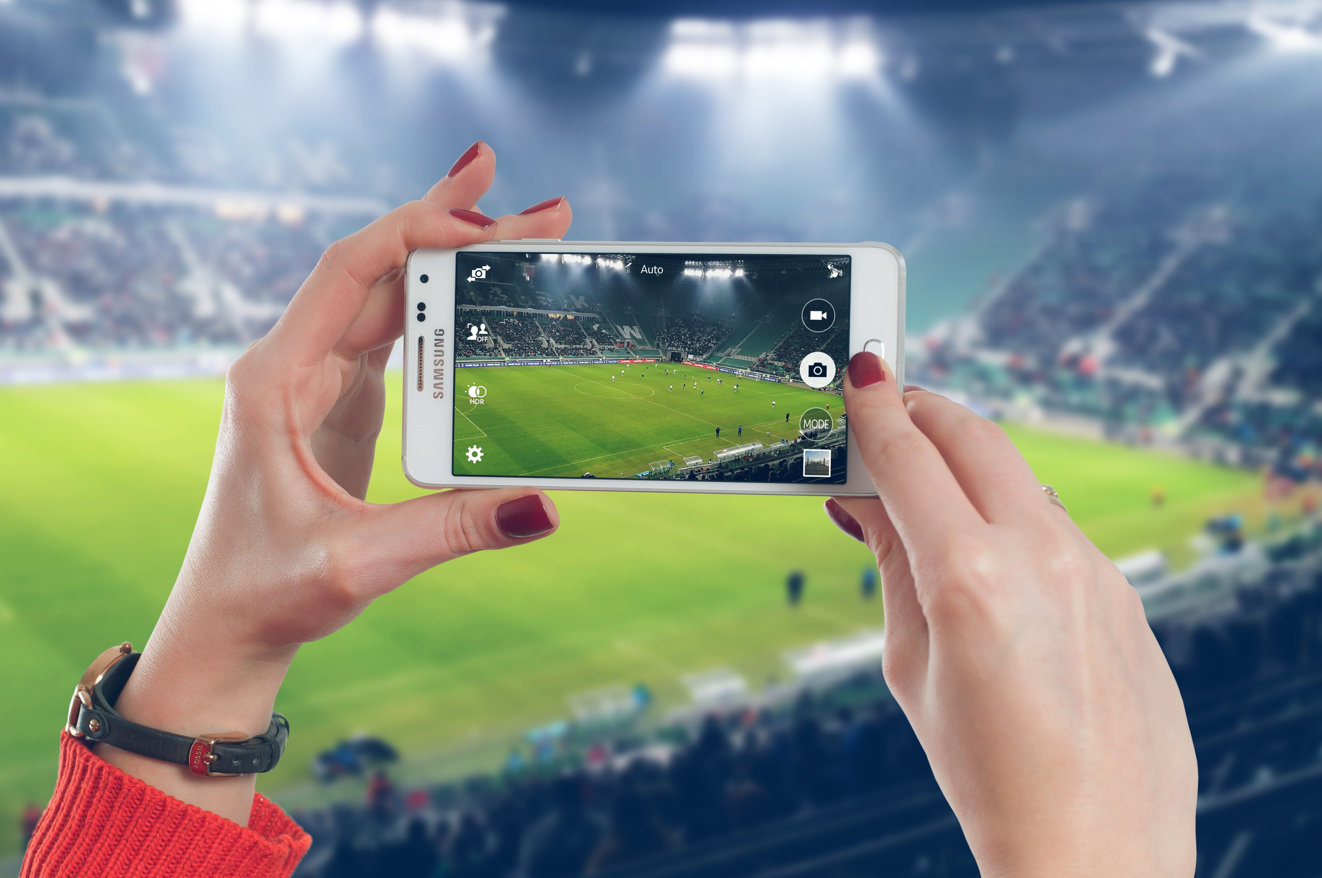 Móvil cámara foto vídeo fútbol / PxFuel