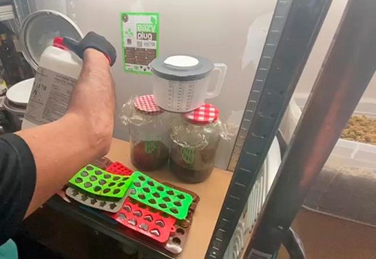 Vendrell Fabrica Droga Gominoles Llaminadures Marihuaba