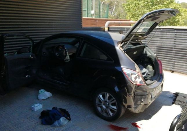 Coche Egara - Cedida Coche Egara - Cedida