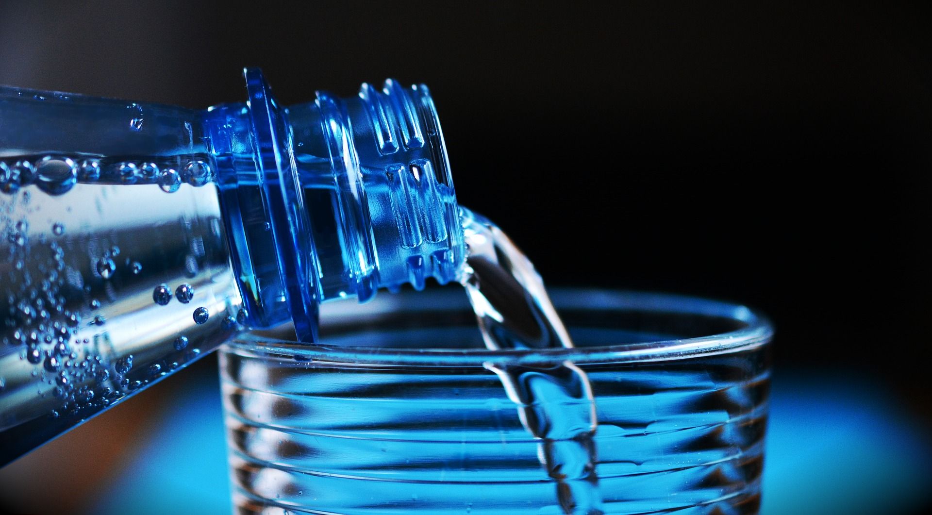 botella d'aigua - pixabay