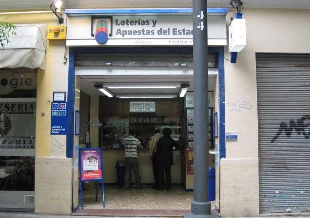 Administración de Loterías núm. 85 de Valencia / Loterías y Apuestas del Estado