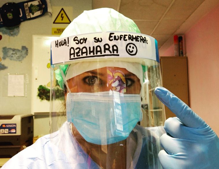 Enfermera coronavirus / Twitter de @ZaraaSimon