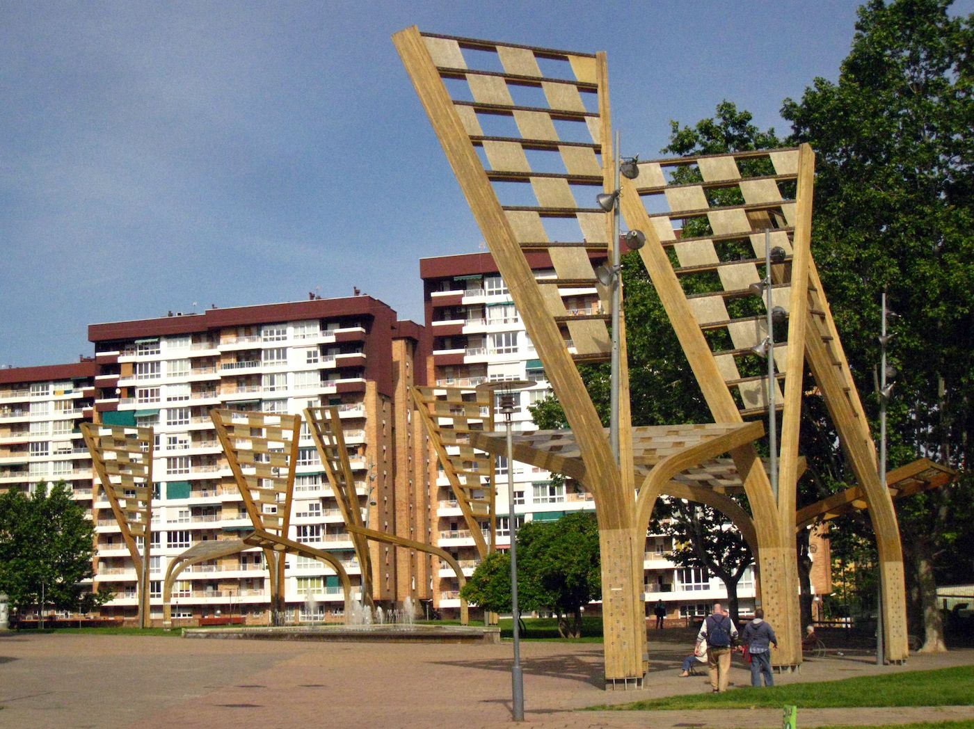 Nou Barris 7 / Wikimedia Commons