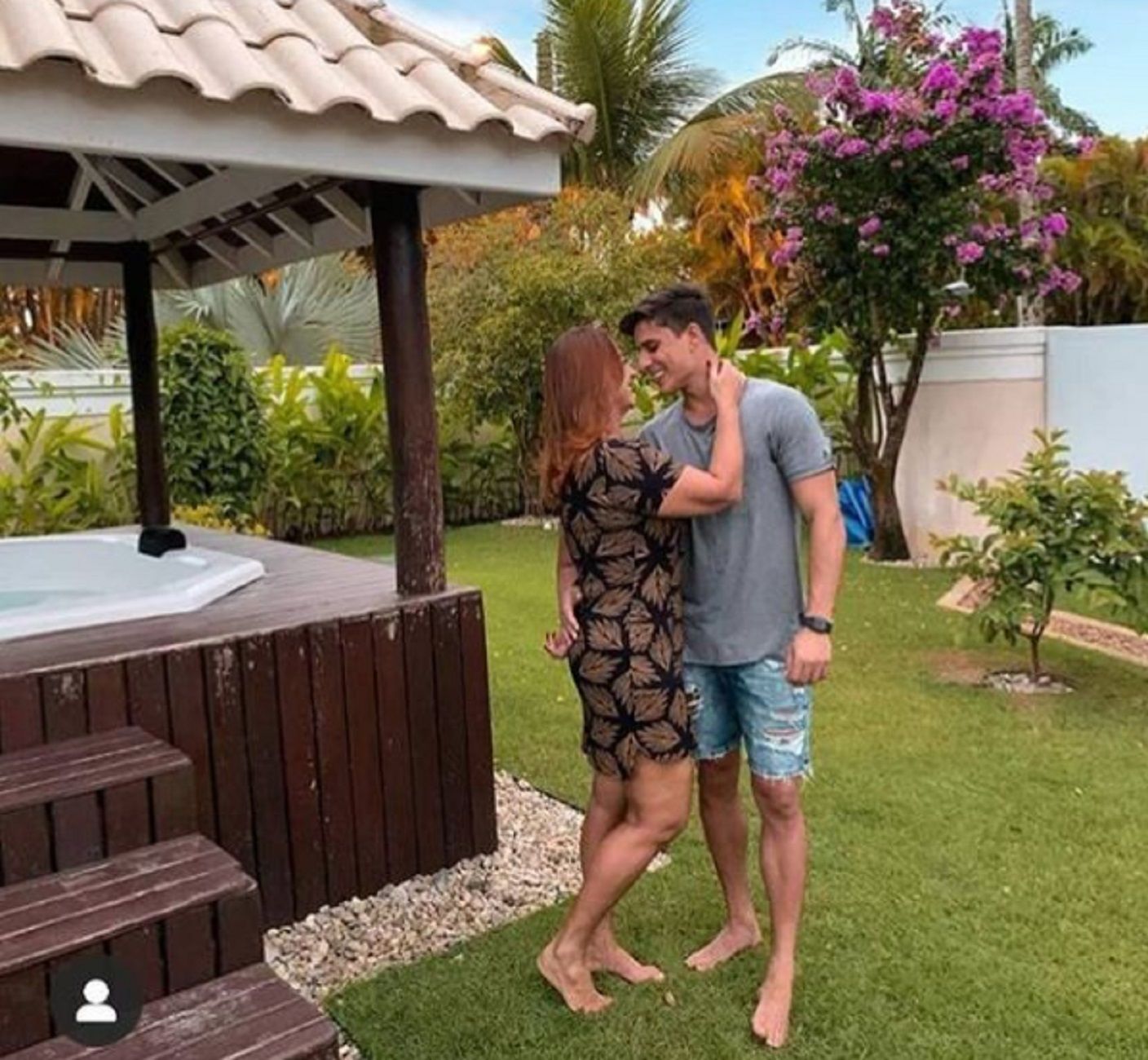 Tiago Ramos y Nadine Goncalves madre de Neymar / Instagram