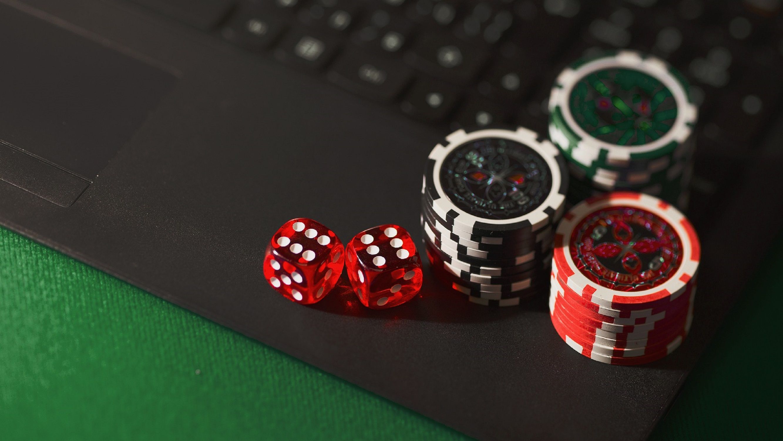 Apuesta online poker / Pixabay