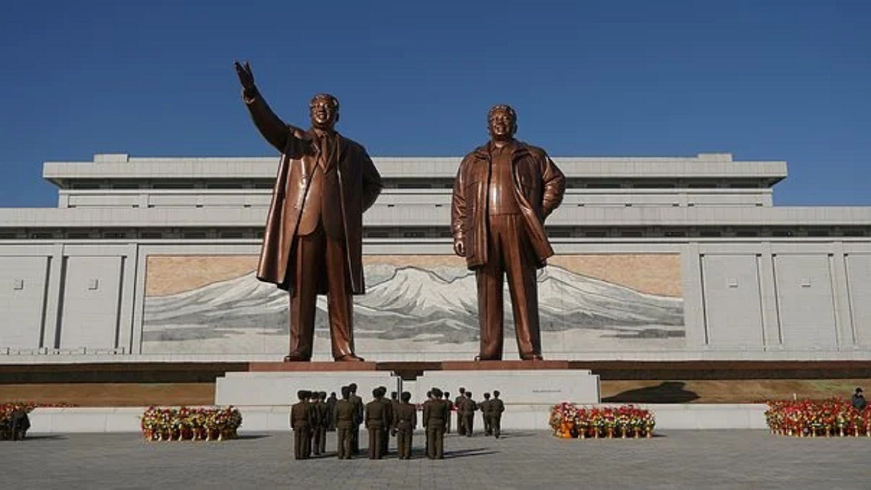 Estatuas de Kim II Sung and Kim Jong II / Pixabay