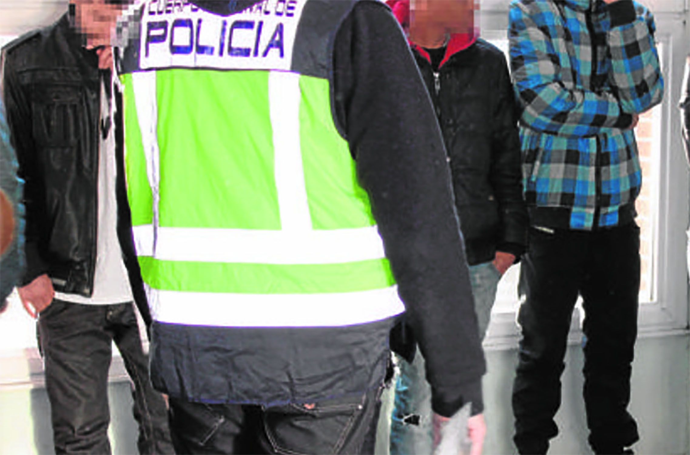 Vuelven las bandas latinas: once detenidos por una reyerta con rivales