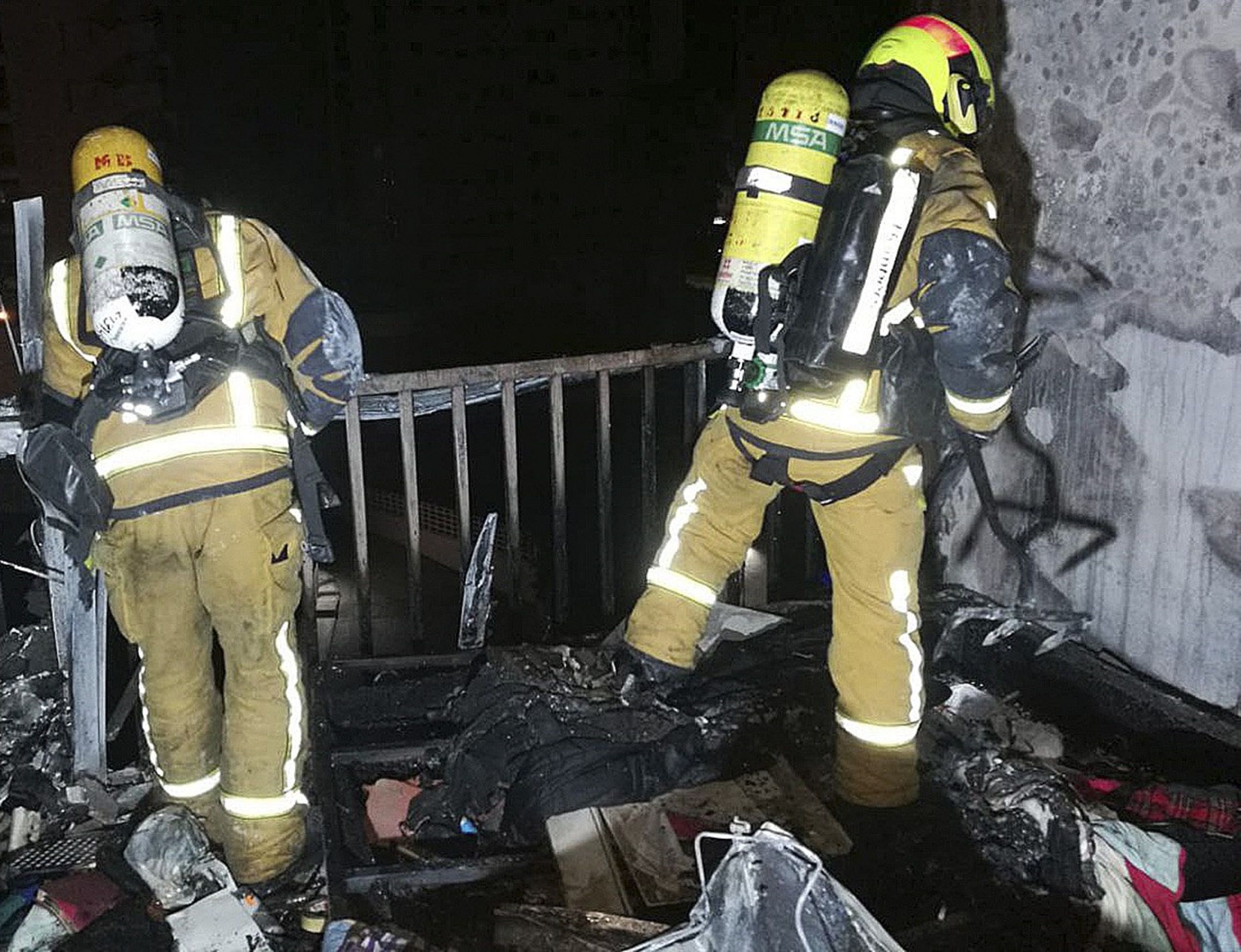 Incendio Benidorm suicida  Bomberos Alicante 2