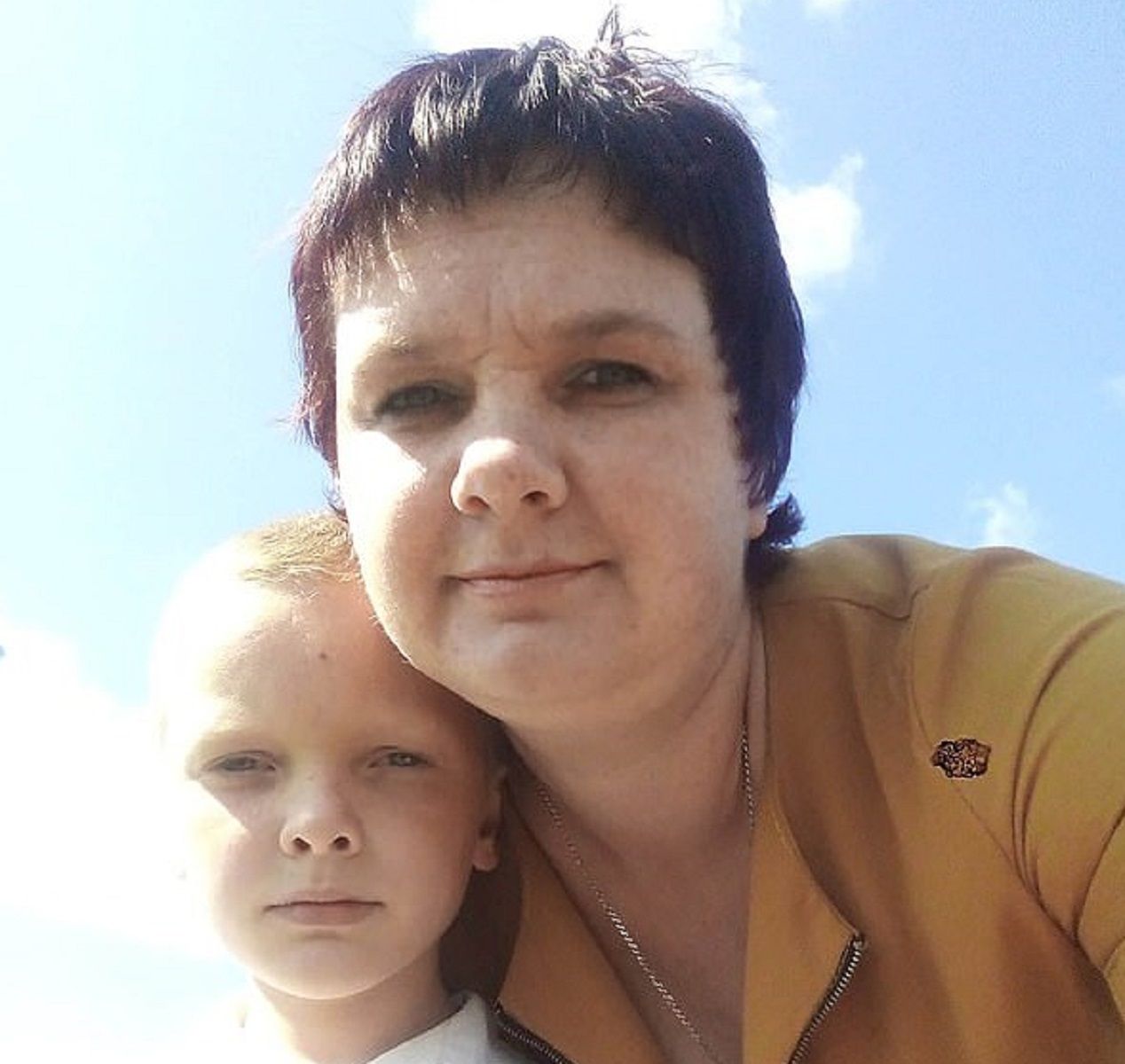 Anastasia Baulina con su hijo / Daily Mail