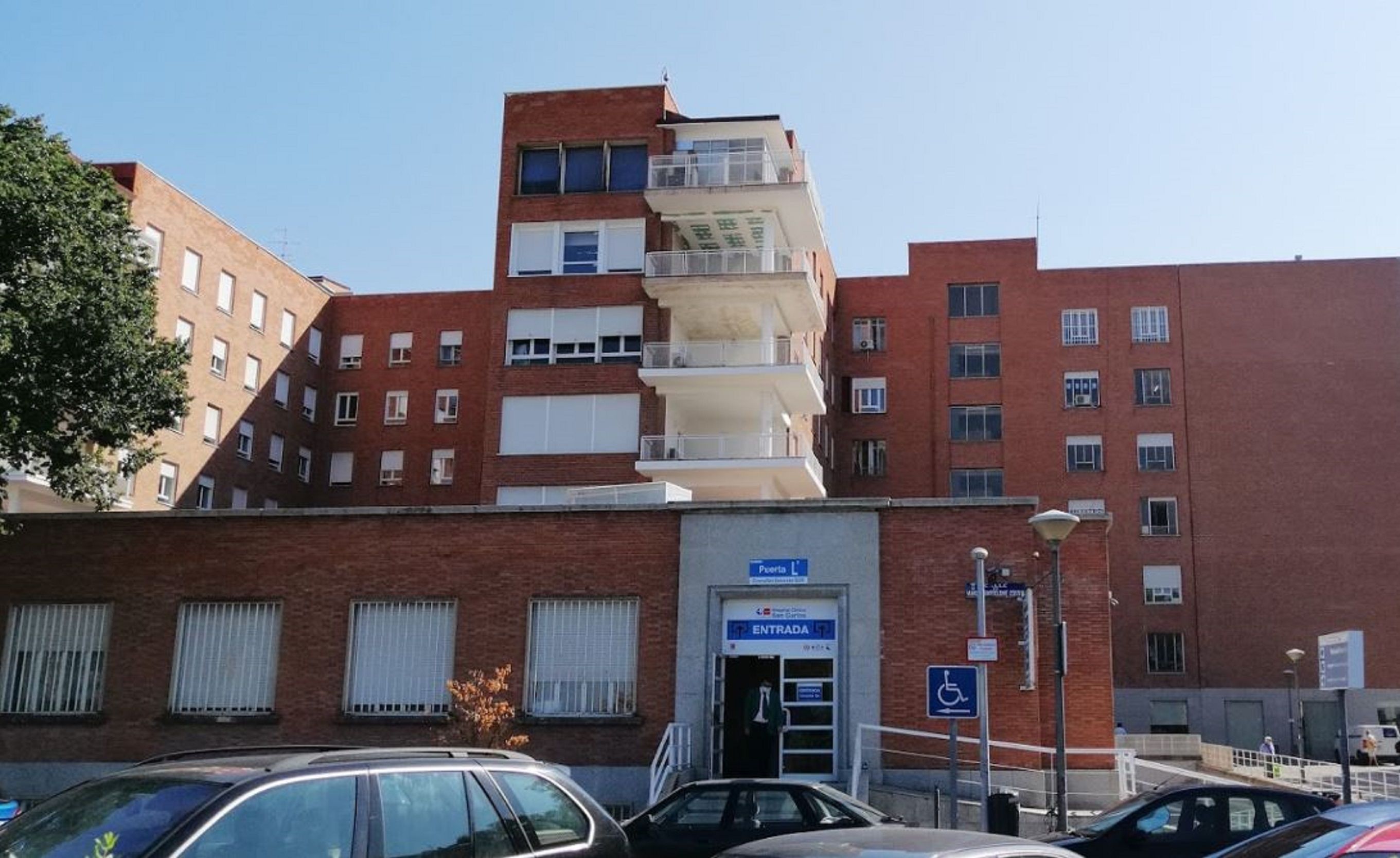 Hospital Clínico Madrid / Google Maps
