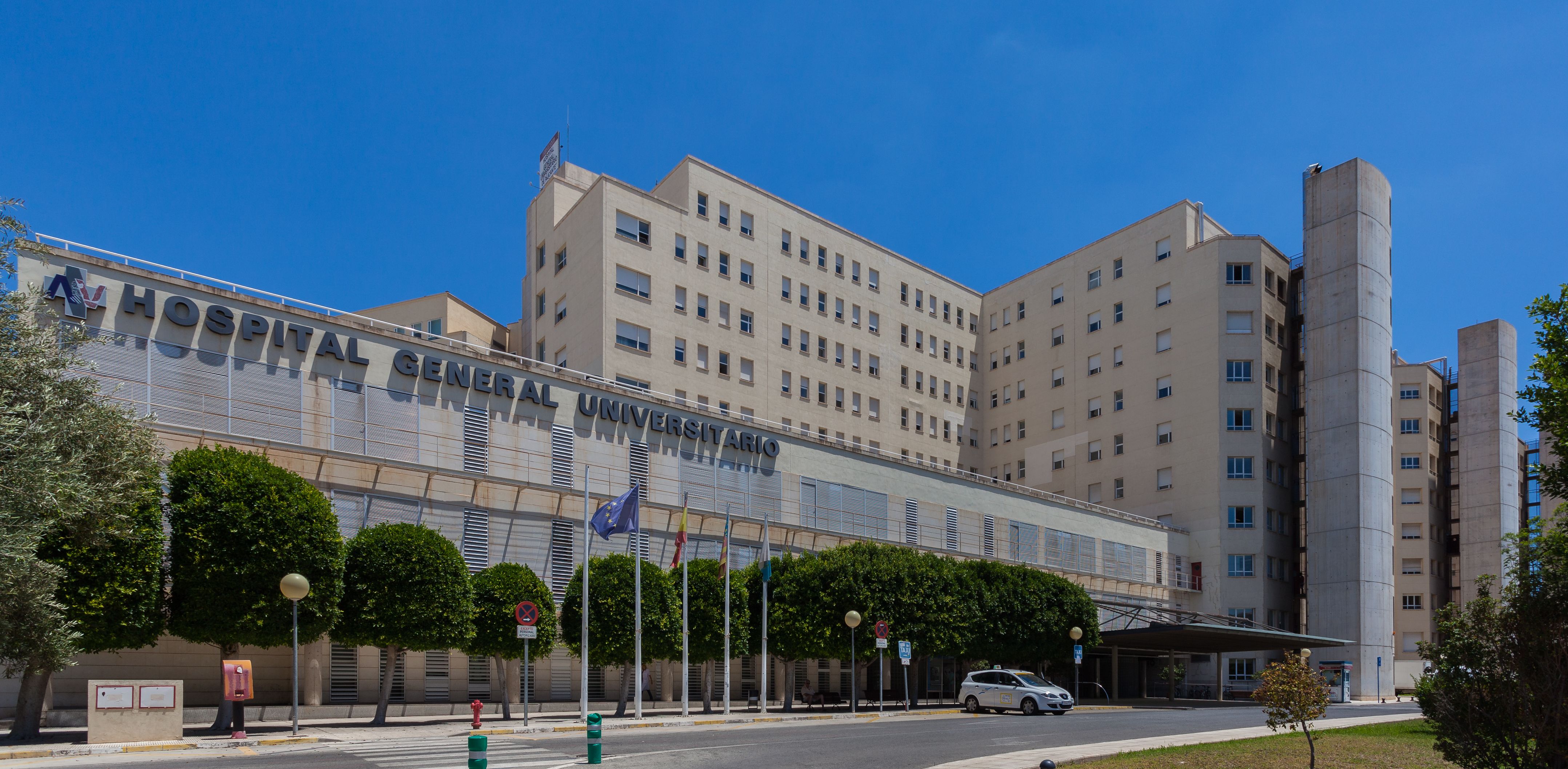 Hospital General Universitari d'Alacant / Wikimedia Commons