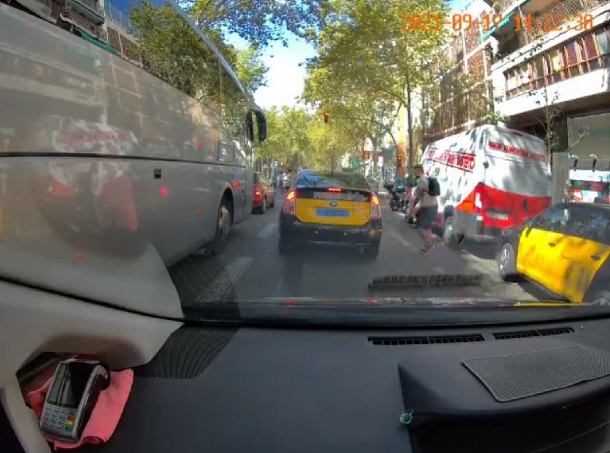 Robo taxi Barcelona / El Caso