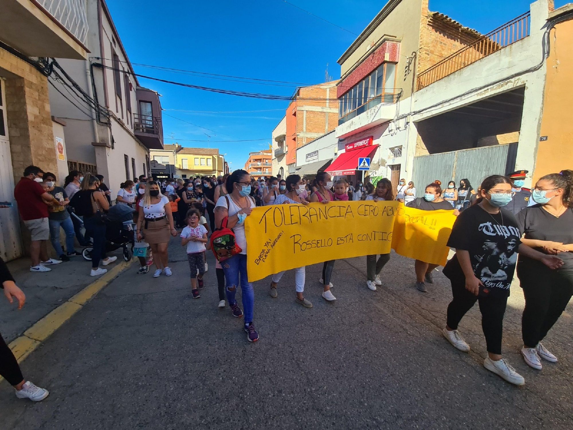 Manifestació de rebuig a les violacions / Cedida Ràdio Rosselló