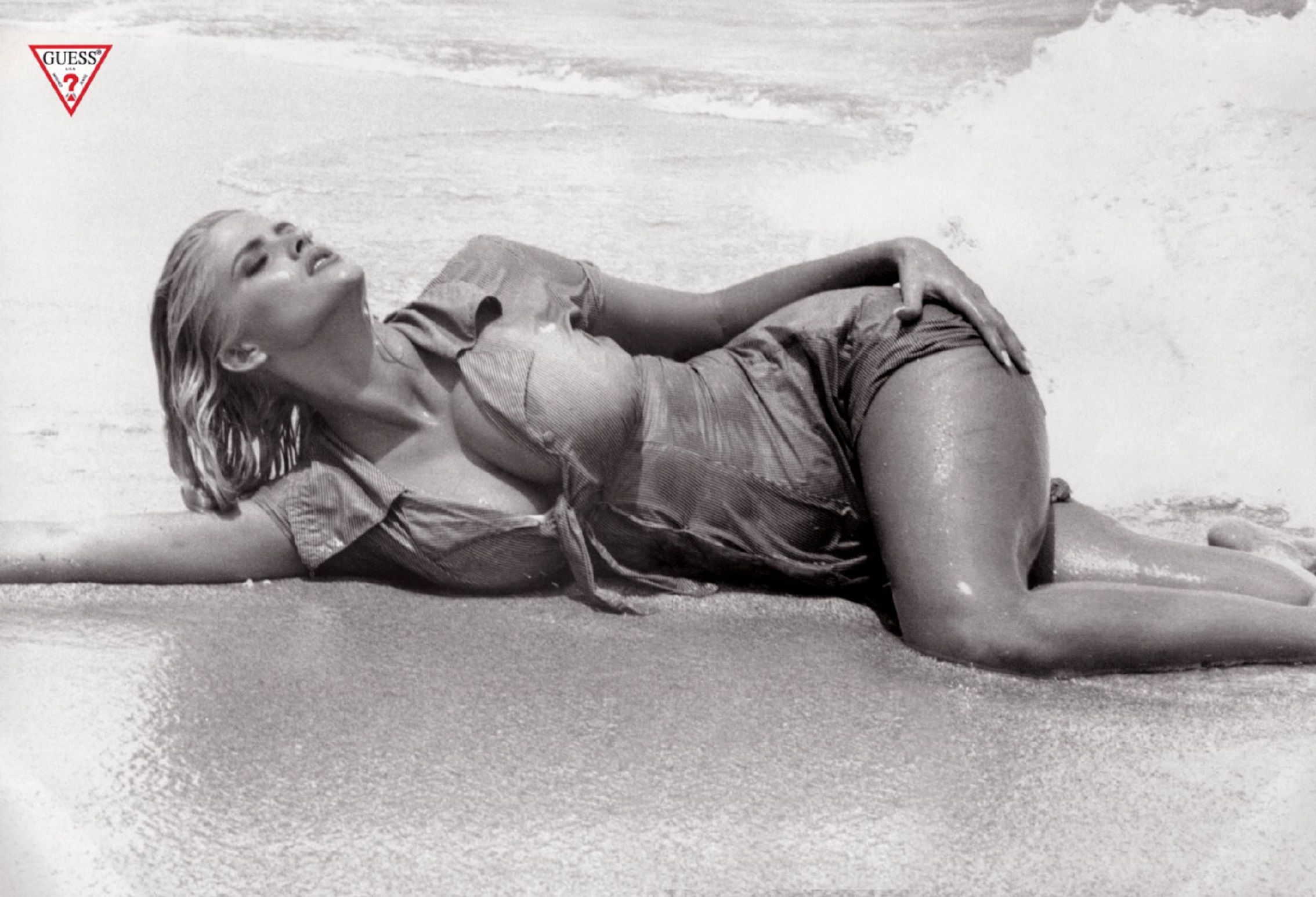Anna Nicole Smith en una campaña de Guess / Archivo