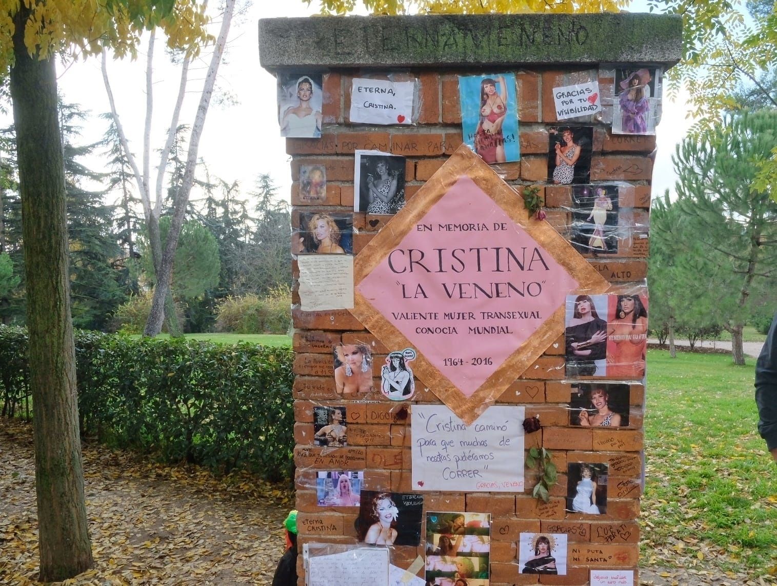 Altar a La Veneno en el Parque del Oeste / EP