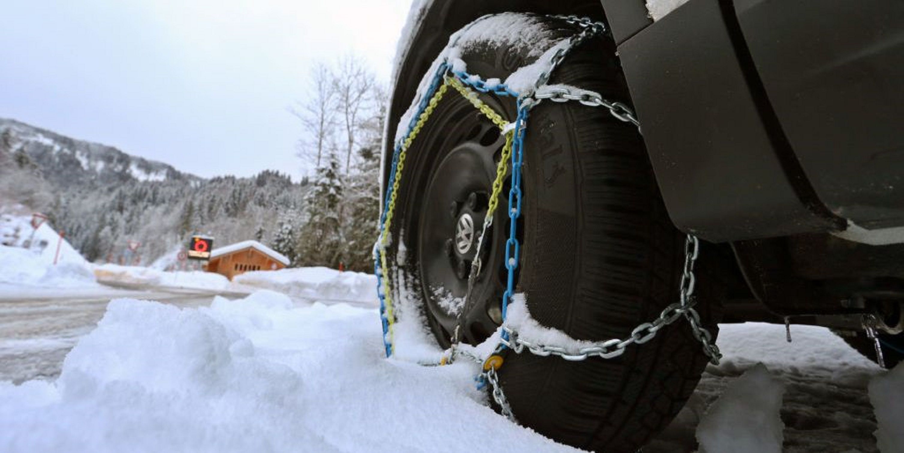 Cómo poner cadenas para nieve