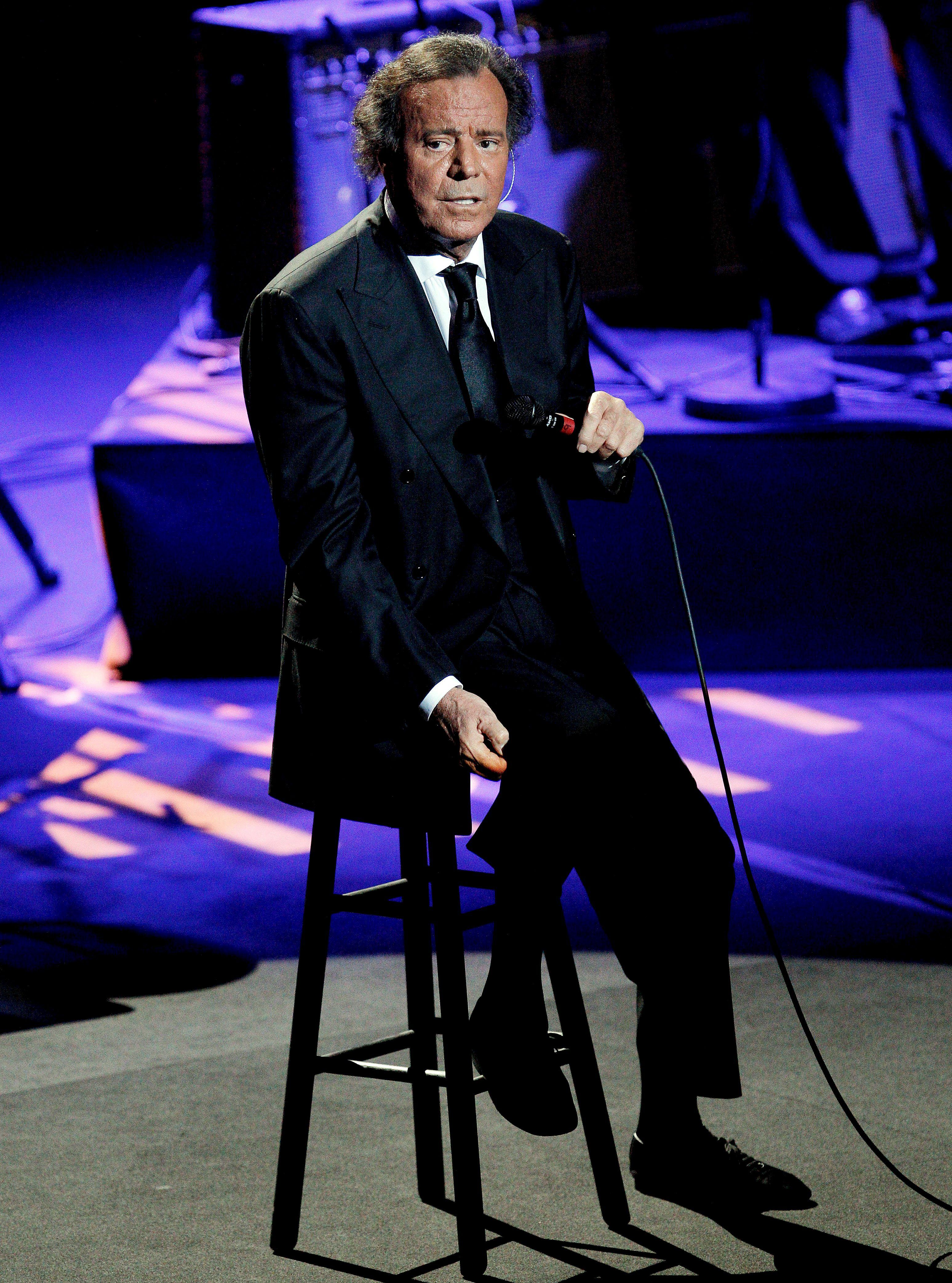 Julio Iglesias EFE (2) Julio Iglesias EFE (2)