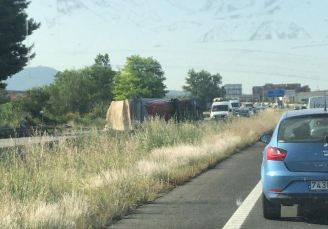 accidente transido camio C58 Quim Belil accidente transido camio C58 Quim Belil