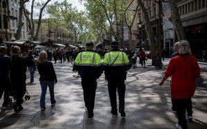 Guardia Urbana Barcelona Rambla / Carles Palacio