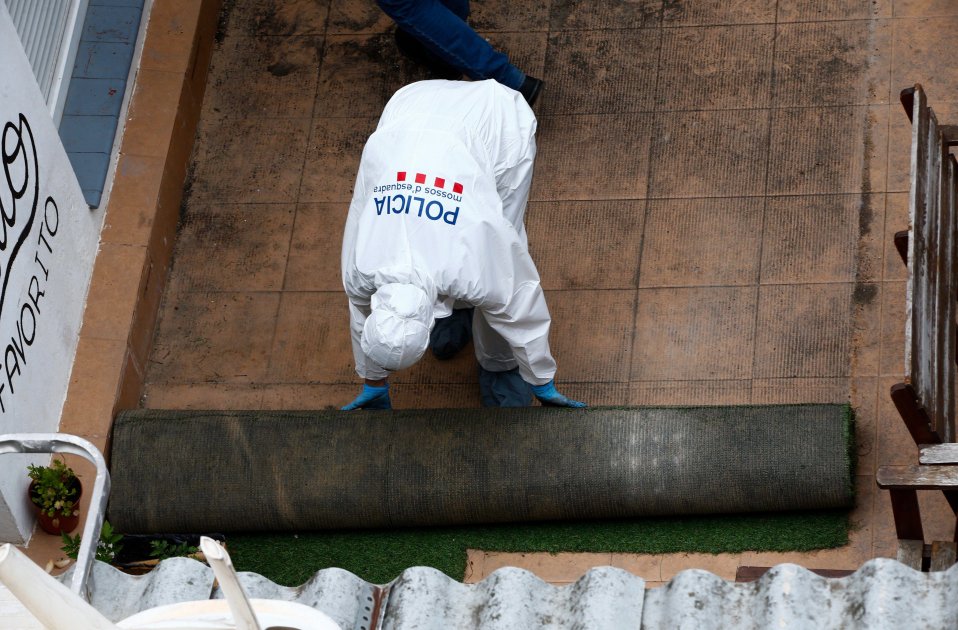 Agents dels Mossos a casa de l'aitor