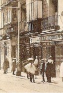 Fotografia del carrer Fuencarral a principis del segle XX. Font World Literary Atlas