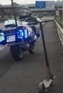 Patinet interceptat per la Guàrdia Civil quan circulava per l'autopista a Pontevedra