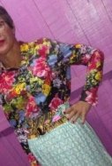 Heitor Schiave vestido como su madre