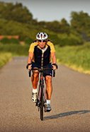 Ciclista atropellado escribe matrícula coche fugado / Pixabay