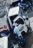 Un hombre asalta a tres repartidores de butano y acaba herido / RRSS