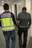Detenido en Alicante por robar y abuso sexual / Policia Nacional