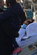 Reencuentro de una madre con su bebé / Hospital del Mar