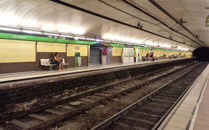 Estación metro Lesseps Barcelona / Wikimedia Commons
