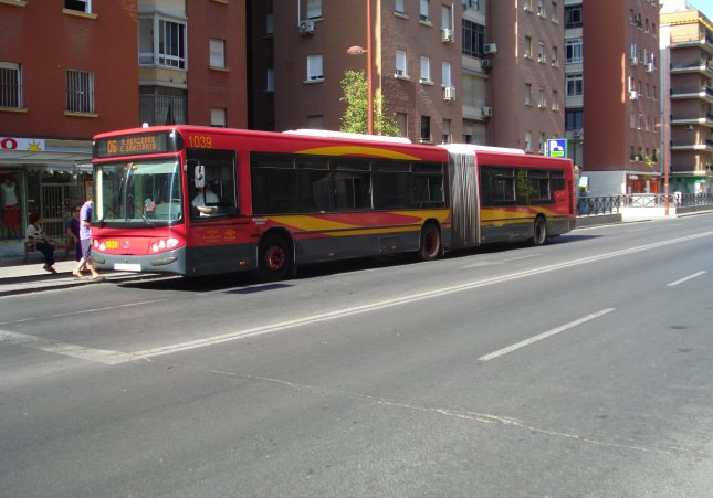 Autobus Sevilla  Wikimedia commons